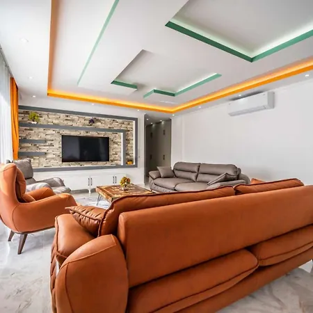 Villa Leon Uezuemlue * Каш