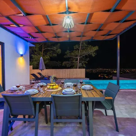 Villa Leon Uezuemlue Kas